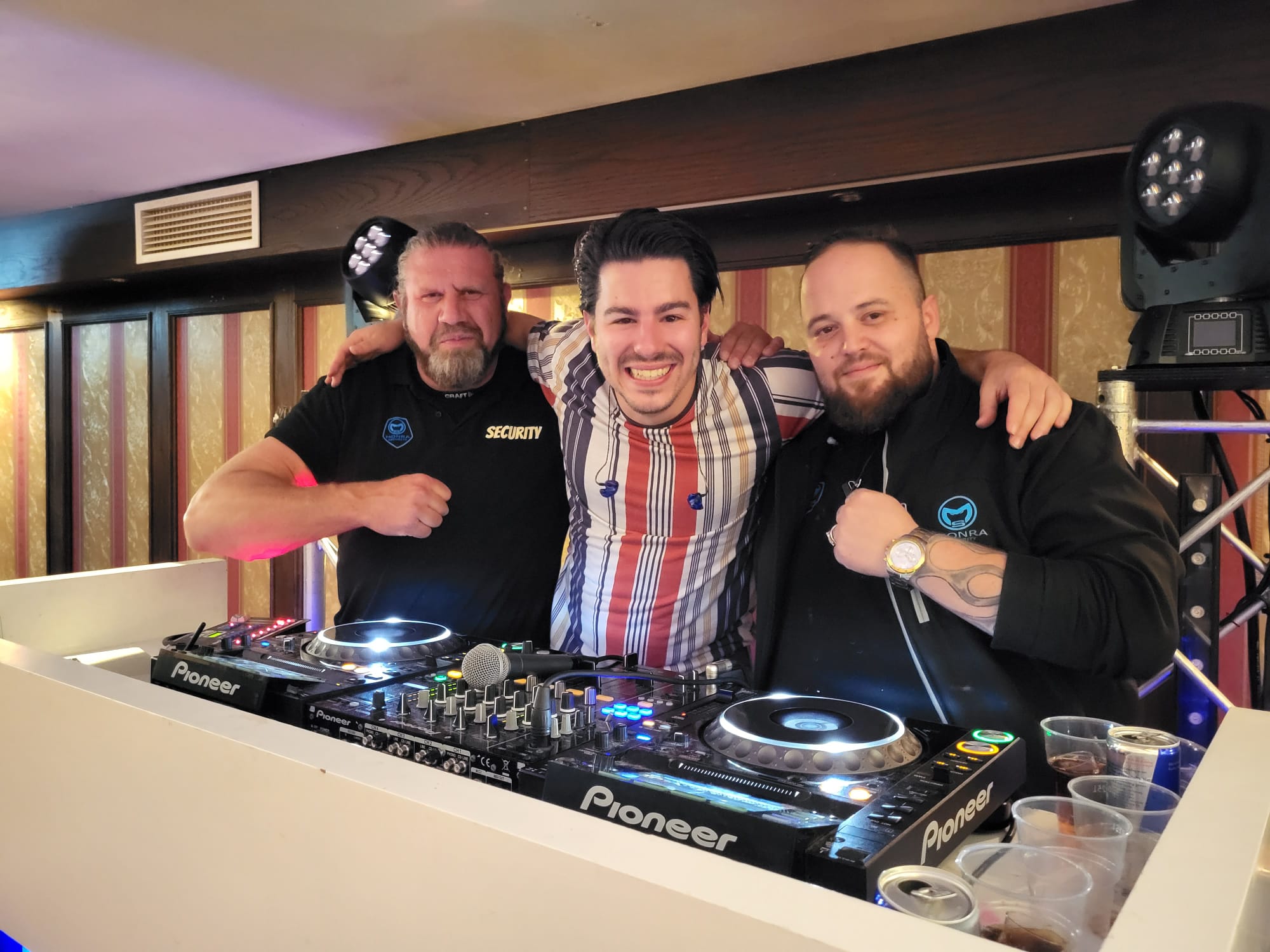 DJ's en zangers